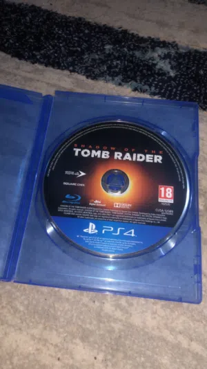 ToMB RAlDER