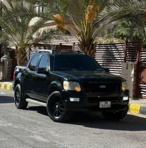 Used Ford Explorer in Amman