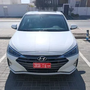Sedan Hyundai in Muscat