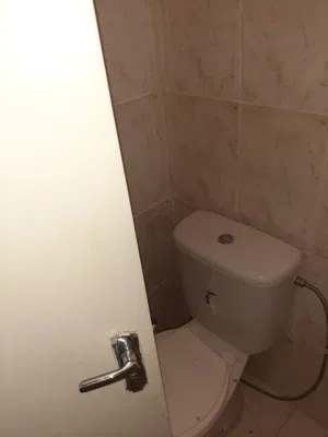 بيت للايجار ابو علندا المسانده سكن كريم 3 غرف وصالون وبلكونه بيت نظيف ومدهون خاليه من العيوب نهائيا