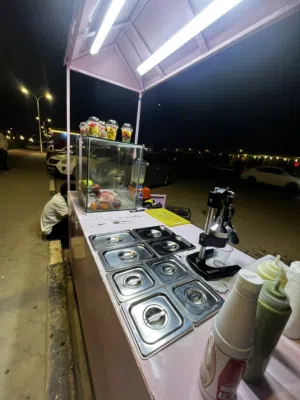 كشك متحرك  للعصاير