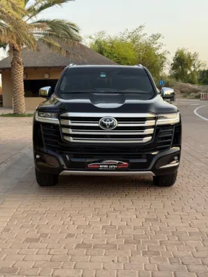تويوتا لاند كروزر خليجي الفطيم VXR تون  تيربو  هايبرد 2025