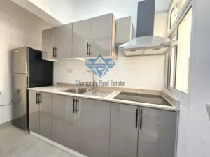 One-Bedroom Petite Villa with Internet, Parking and Private Courtyard