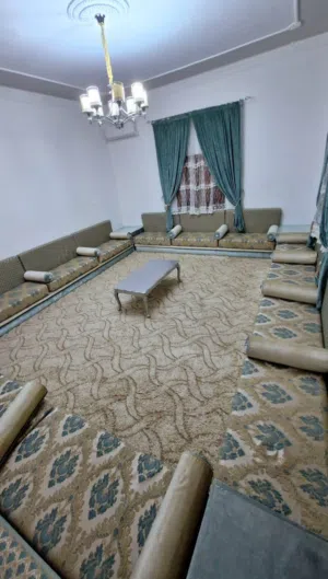 جلسة للبيع