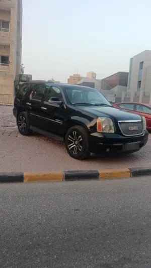 للبيع يوكن 2009 بحالة المالك الثاني جيد جدا