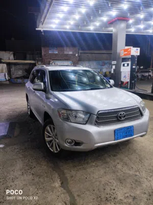 Used Toyota Highlander in Sana'a