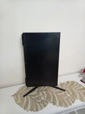 Gaming monitor 180 Hz