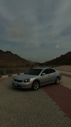 ميتسوبيشي جالنت 2008