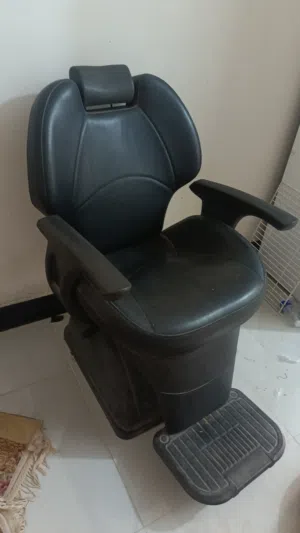 كرسي حلاقة شيروكي