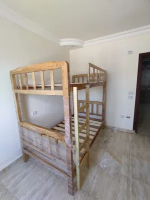 سرير خشب بملل والسلم والحاجز دورين Furniture oh