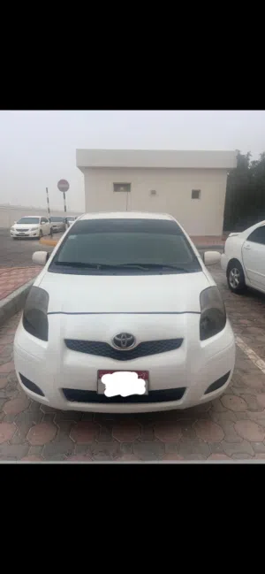 Toyota . Yaris . 2009 . New1