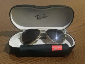 نظارة شمسية Ray-Ban Junior أصلية