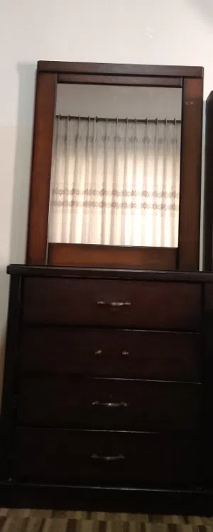 تواليت للبيع