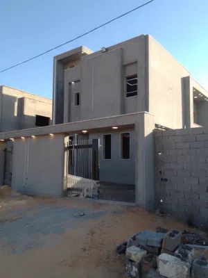 245 m2 5 Bedrooms Townhouse for Sale in Tripoli Al-Najila