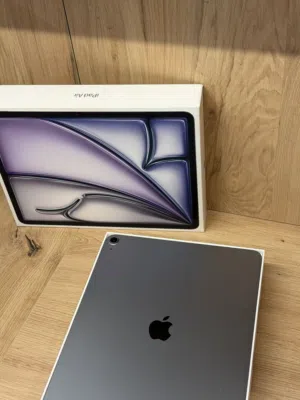 iPad Air 7 (M3-Chip) 256gb 13-inch