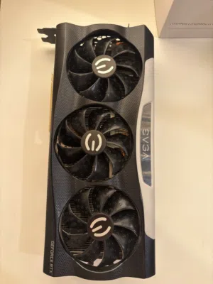 كرت شاشة RTX 3070 ti مستعمل بدون كرتون و الكرت ممتاز من ناحية الحرارة وما فيه اي مشاكل