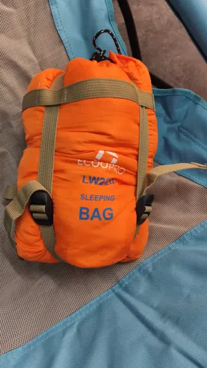 مستلزمات للتخيم