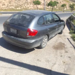 سيارة كيا ريو للبيع بسعر مناسب  مرخصة لشھر12 لا يوجد بور