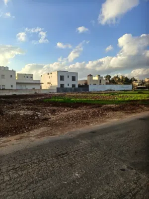 قطعة ارض مميزه للبيع