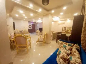 البيع شامل الأثاث باربكيو وجاكوزى وباركينج 4 تكييف البوابه الرابعه