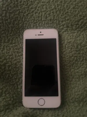 Apple iPhone 5S Other in Nablus