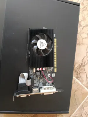 كرت شاشة gpu للبيع gt 730  4 gb vram   نوع داكرة gddr3   مستعمل لمدة 6 اشهر مع كرتونة HDMI dvi vga