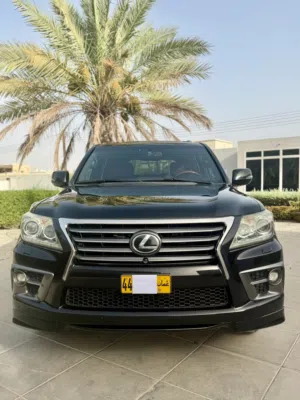 للبيع Lexus LX 570 2014 وكالة بهوان الانظف فالسوق