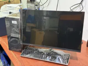 عرض لجميع الشركات ديسك توب core i7 جيل سابع مع شاشة 24بوصة مع كيبورد وماوس وفلاشة واي فاي