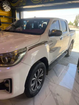 Used Toyota Hilux in Mafraq