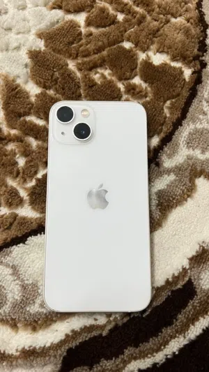 Apple iPhone 13 128 GB in Al Sharqiya