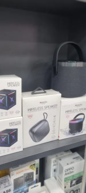Brand new Bluetooth headphones in all sizes  سماعات جديده براند