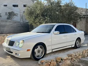used-mercedes-benz-e-class-in-tubas