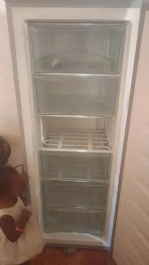 ديبفريزر إستاند 10 قدم