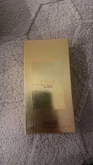 عطر عود من أجمل