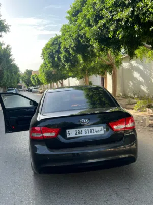 كيا لوتز 2009