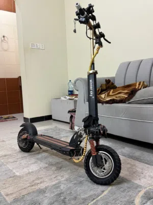سكوتر كهربائي وينرسكاي نضيف ومايشكي من حاجه جاهز للاستعمال اليومي شوف الوصف