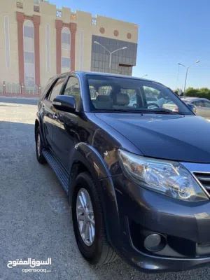 toyota fortuner 2012