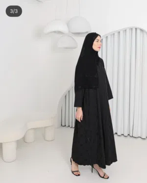 عباة جديدة للبيع