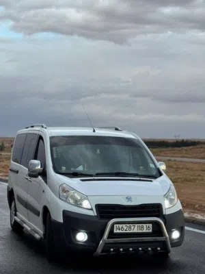 Peugeot . Expert . 2016 . Used1
