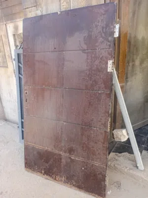 ابواب داخليه مستعمله مشكله للبيع