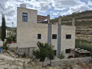 بيت طابقين باجمل مناطق ناعور منطقة الروضة