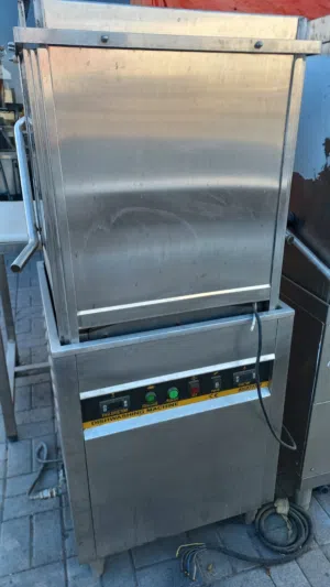 2 dishwasher Used-MARAYA kitchen Equipment