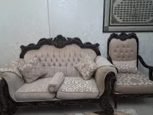 طقم كنب خشب حاله جيده
