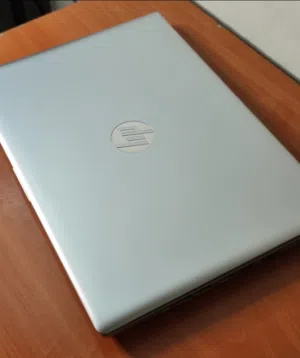 HP بكرت خارجي سلفر للتصميم