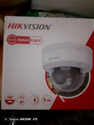 Hikvision، الموديل   DS-2CD1123G2-LIU  ، وهي كاميرا من فئة "Value Series"
