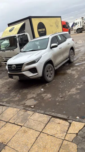 Toyota fortuner