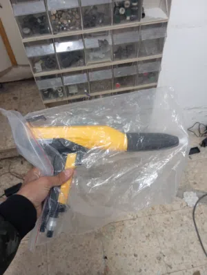 فرد دهان بودرا جديد كلية ###