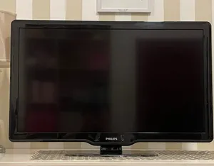 للبيع تلفزيون 42 بوصة  بحالة ممتازة  Philips 42 Inch LCD TV