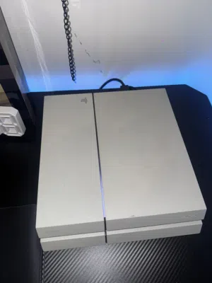 سوني 4 للبيع