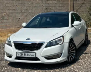 Used Kia Cadenza in Tripoli